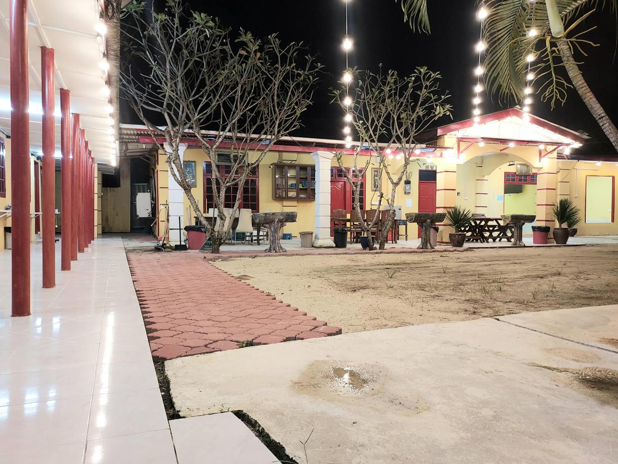 Irama Resort Amir Yjs , Pantai Irama Bachok Exterior foto